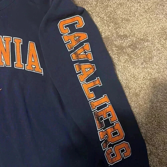 Fanatics UVA long-sleeve shirt size medium - Picture 3 of 3